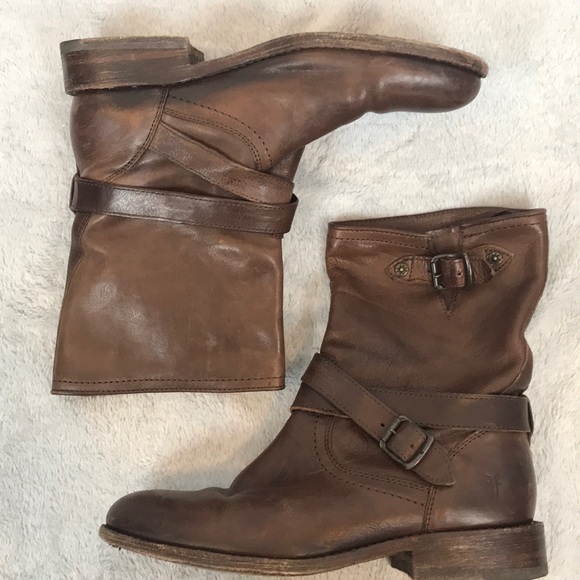 Frye Shoes - FRYE Veronica short leather moto boots